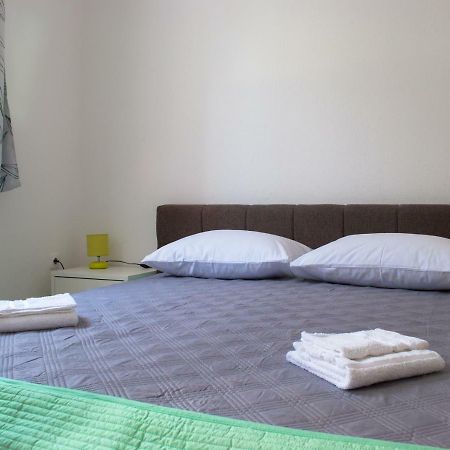Iva Appartement Kaštela Buitenkant foto
