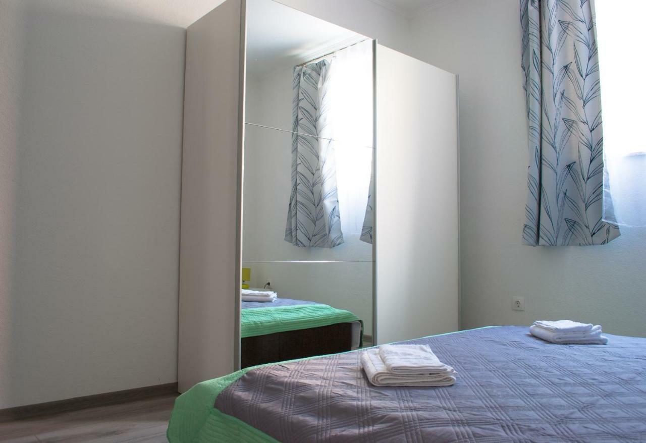 Iva Appartement Kaštela Buitenkant foto