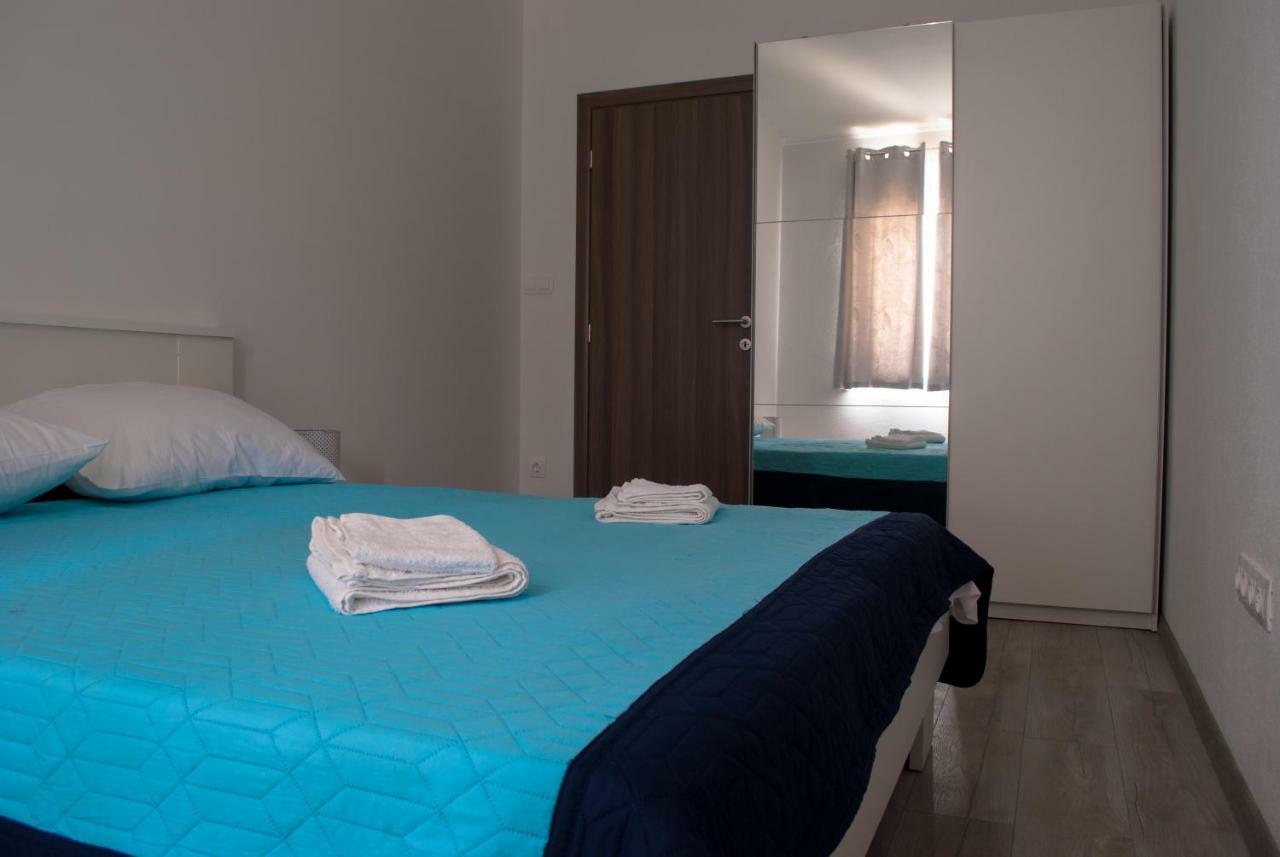 Iva Appartement Kaštela Buitenkant foto