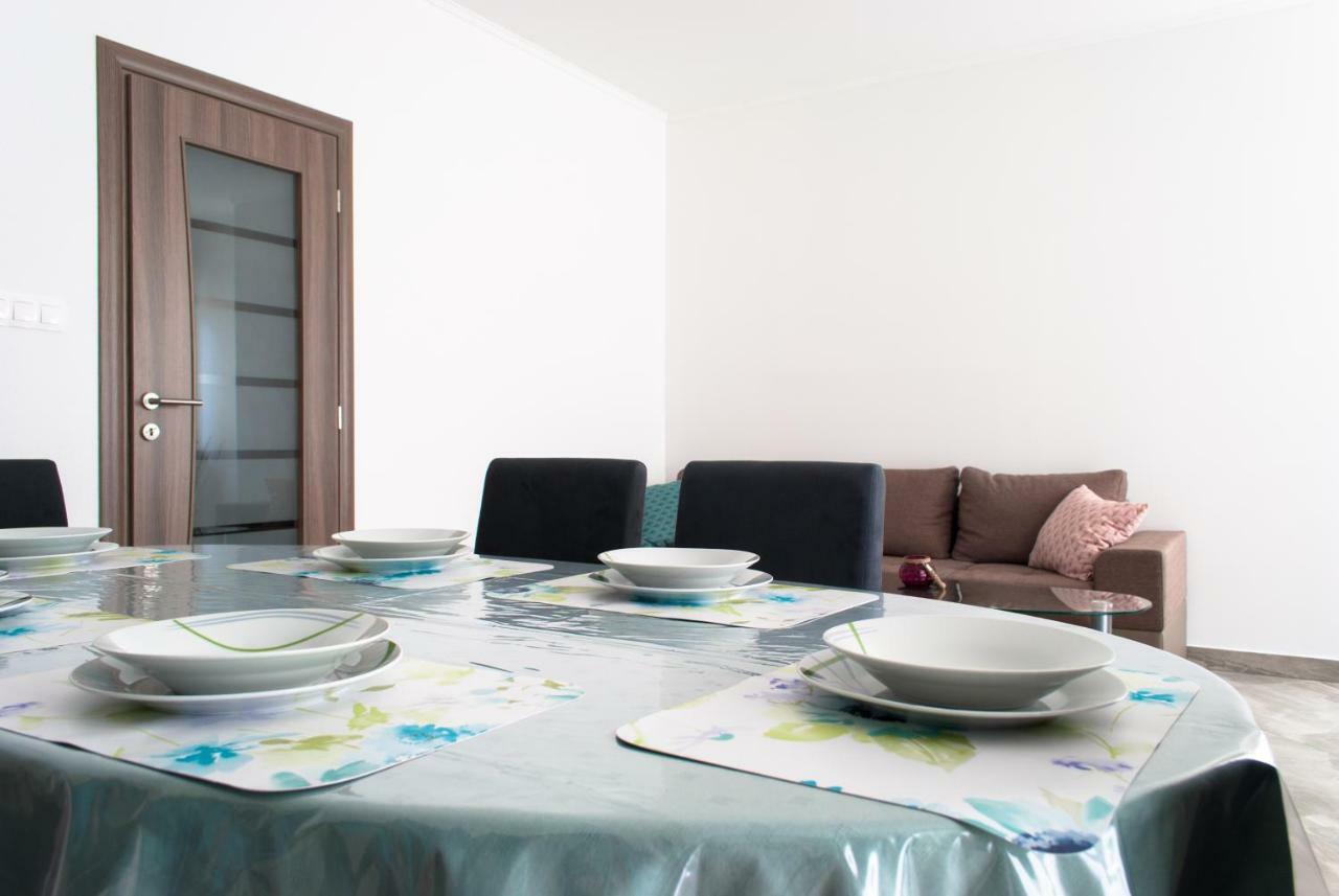 Iva Appartement Kaštela Buitenkant foto