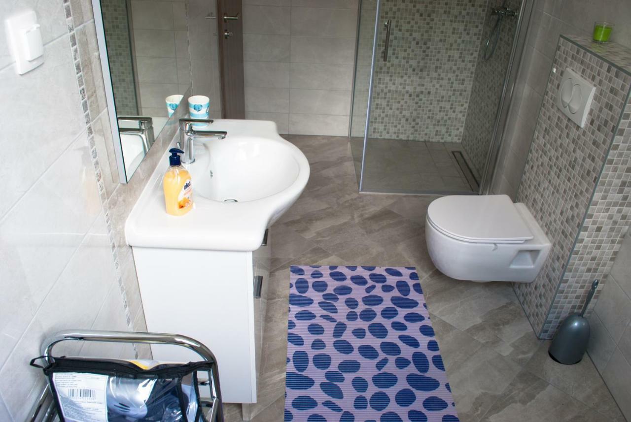 Iva Appartement Kaštela Buitenkant foto